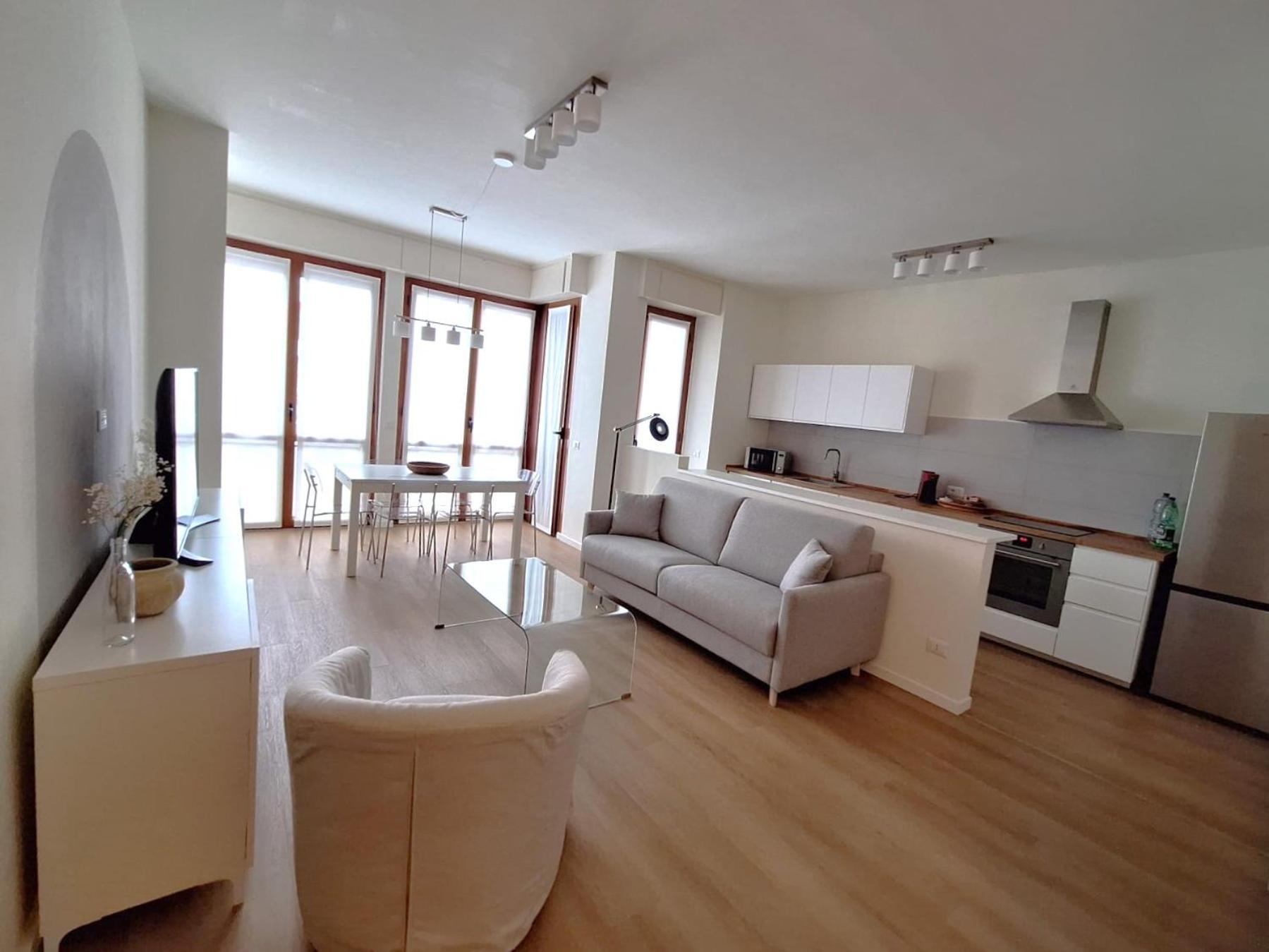 Charming Towers Guest House-Apartment Milaan Buitenkant foto